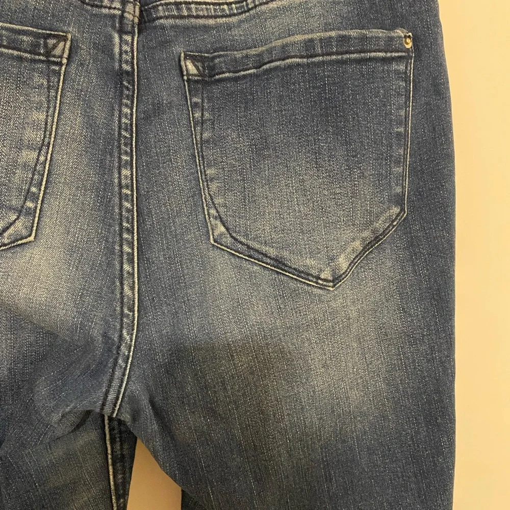 Classic Blue Women's Jeans - Picture 2 of 8